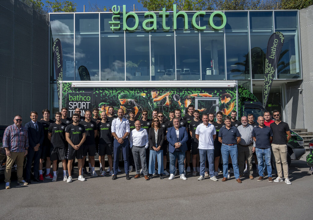 El Bathco BM Torrelavega presenta en la sede de Bathco su proyecto para la temporada 2023/2024