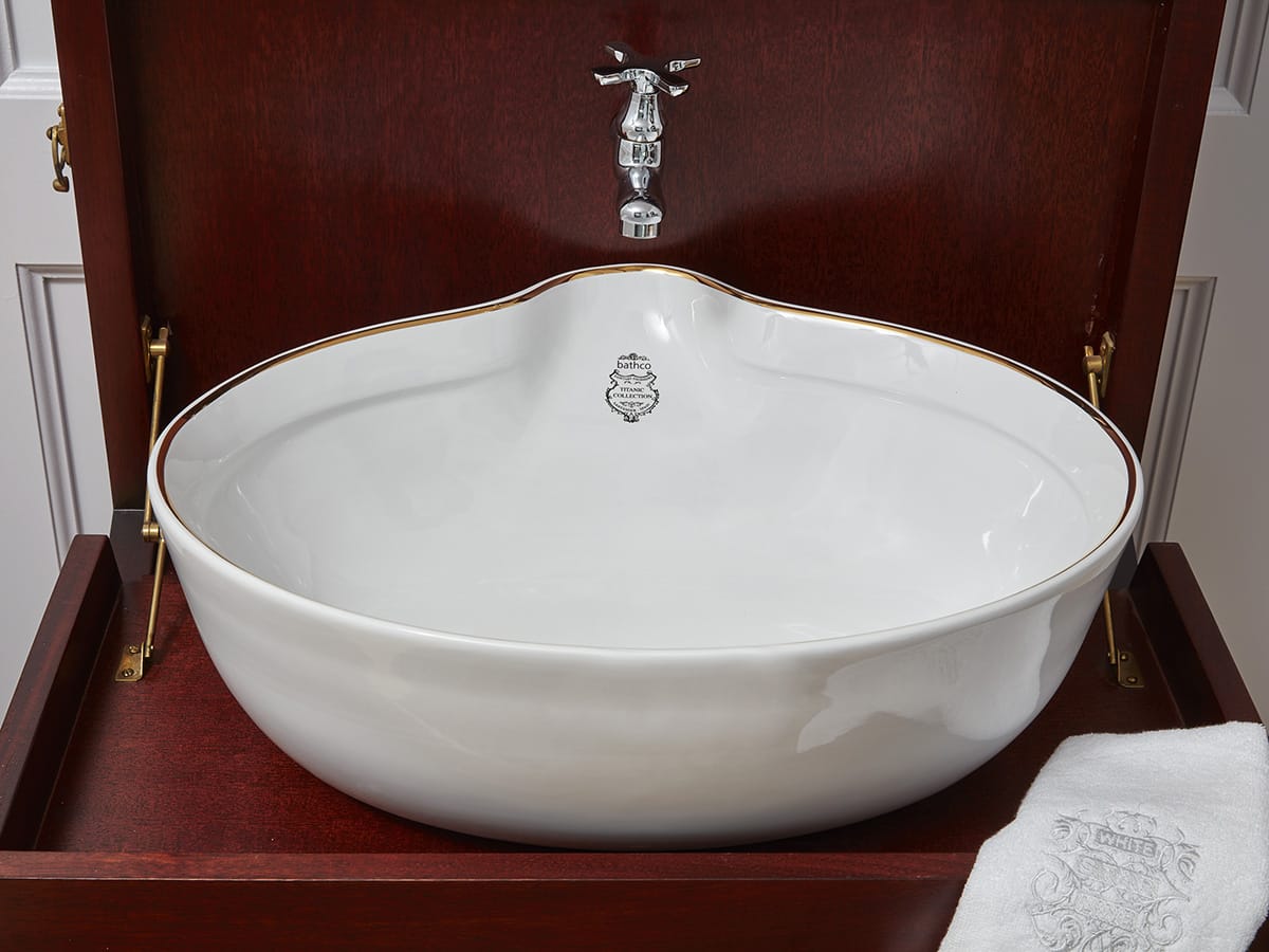 Titanic second class furniture