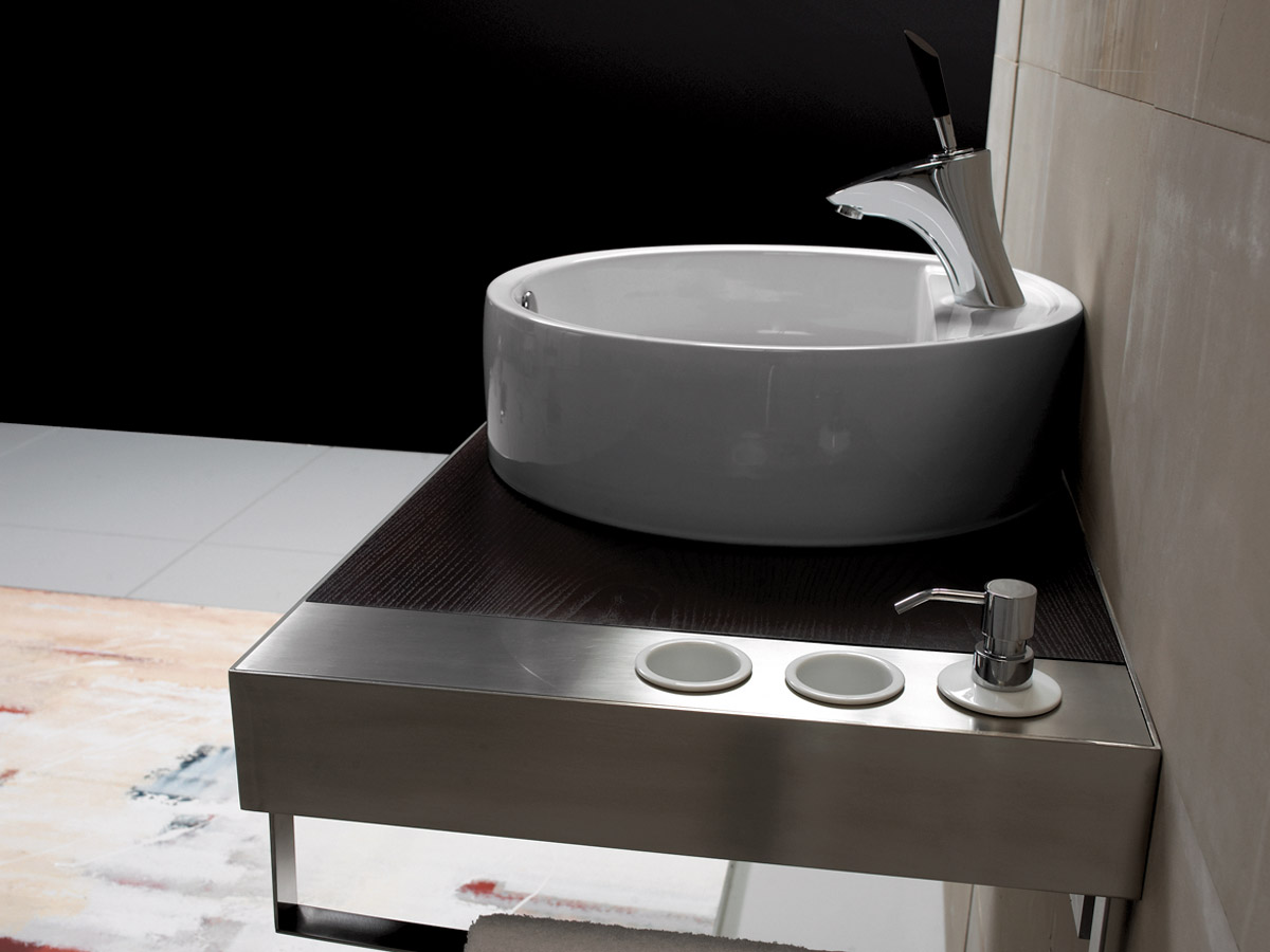 Stainless steel countertop