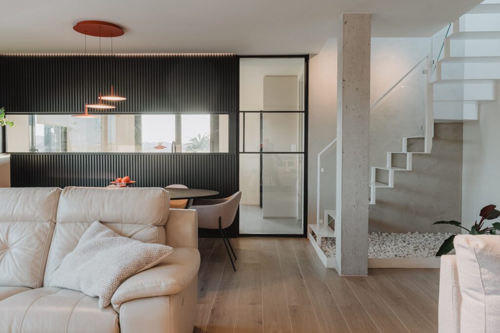 A designer duplex with sea views