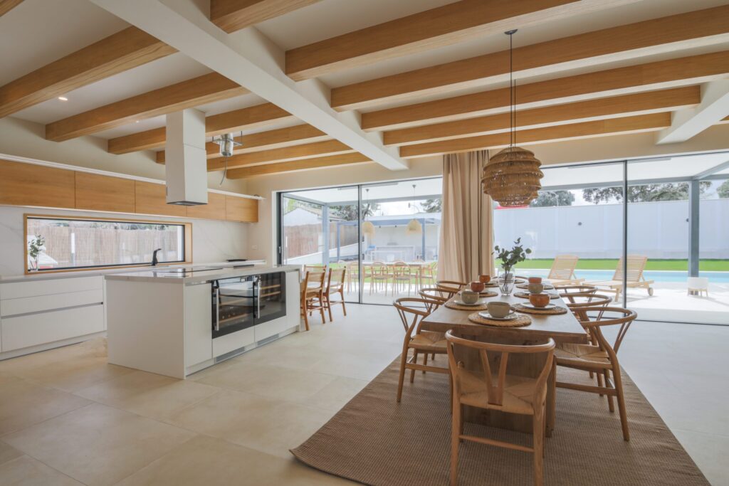 From corridors to open spaces