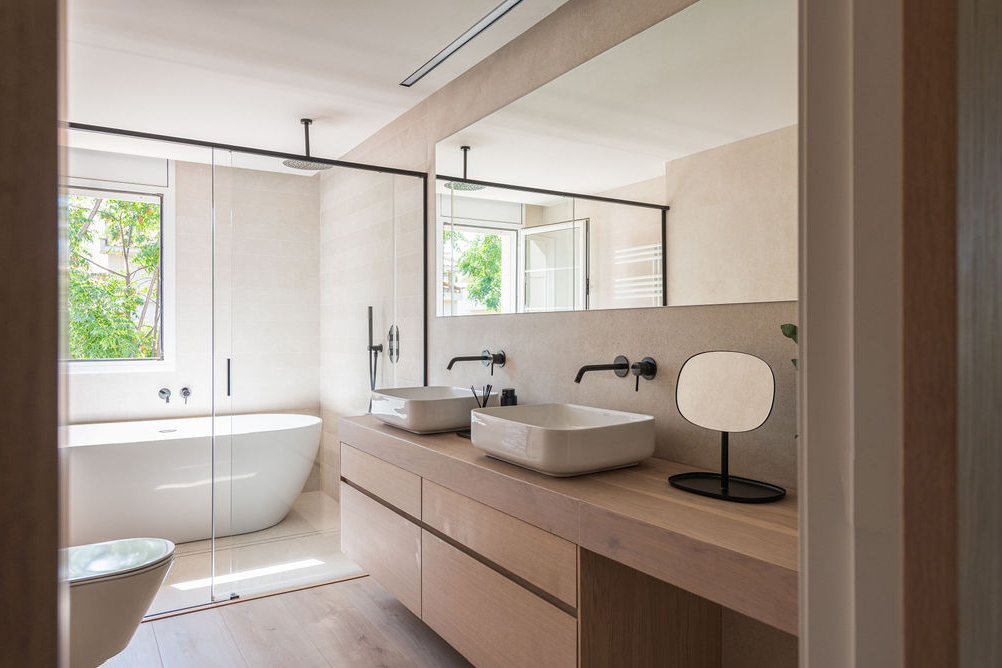 An original Nordic bathroom in Salou