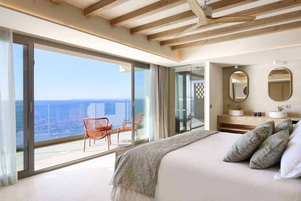 Iberostar Selection Es Trenc: A sustainable hotel facing the Mediterranean Sea