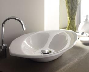 BATHCO crea dos modelos adaptados a los nuevos cuartos de baño