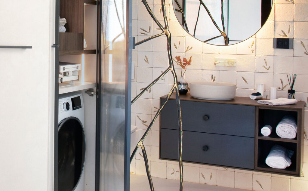 El lavabo Carnac de Bathco está presente en el espacio Tegar Urban Stay de Jose Lara interiorismo en Casa Decor 2022