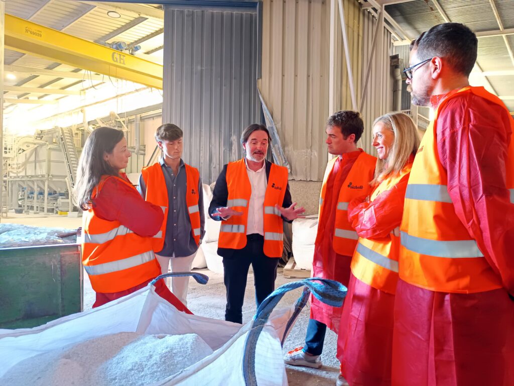 Bathco & Hisbalit organizan una nueva edición del Workshop “Artesanía y Tendencia” con interioristas de Madrid y Valencia