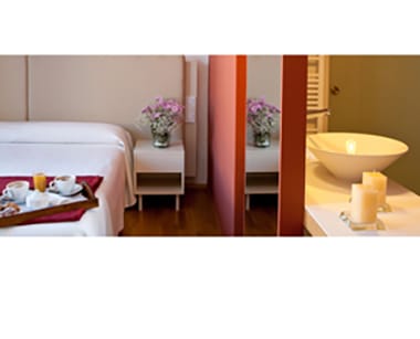 Las zonas de aseo del Hotel Balneari Prats de Caldes de Malavella, equipadas con lavabos Bathco