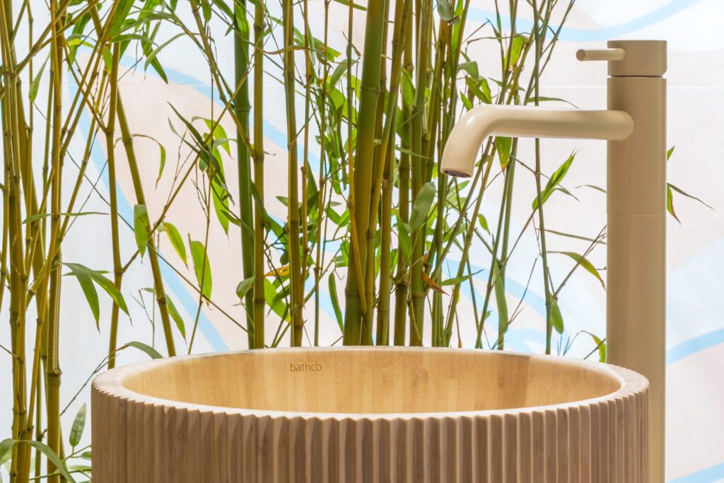 Bamboo: a natural, sustainable and perfect material for bathrooms