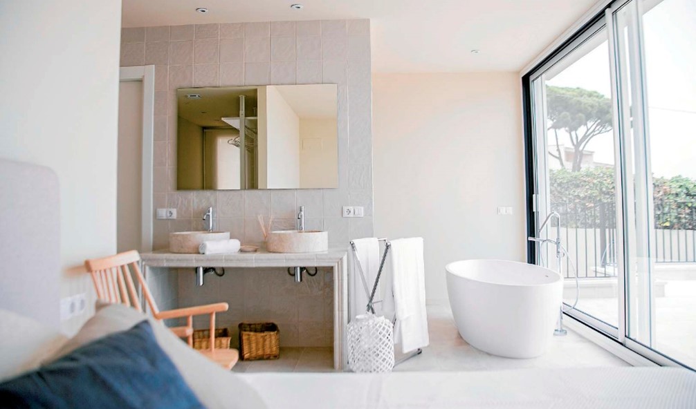 Bathroom renovation 2024 style according to interior design trends