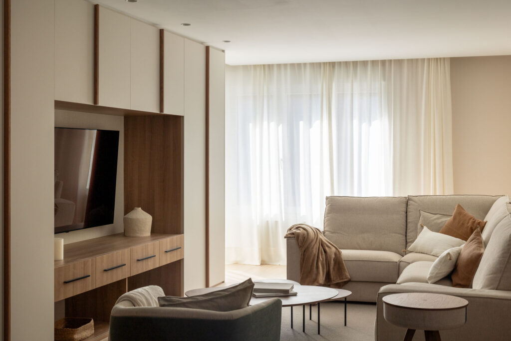 A family residence with timeless style