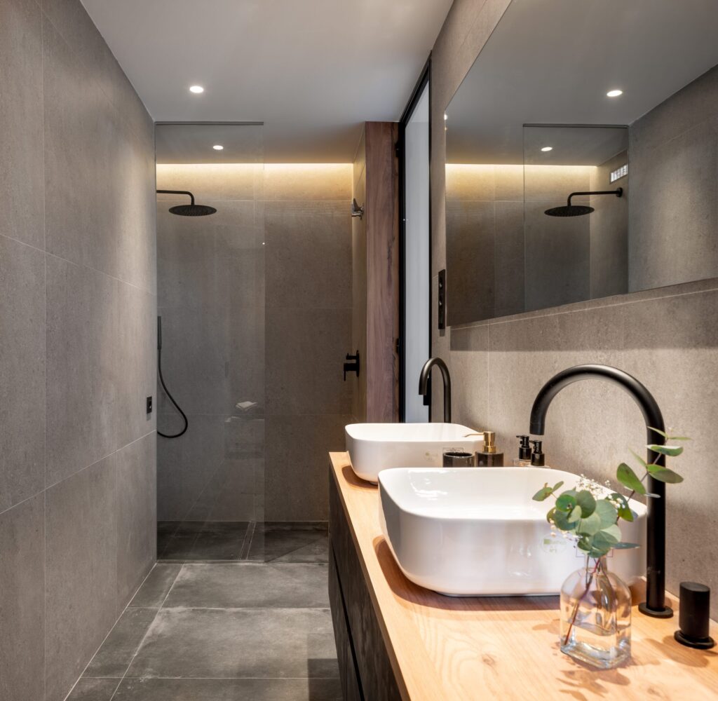 10 cleaning mistakes made in the bathroom