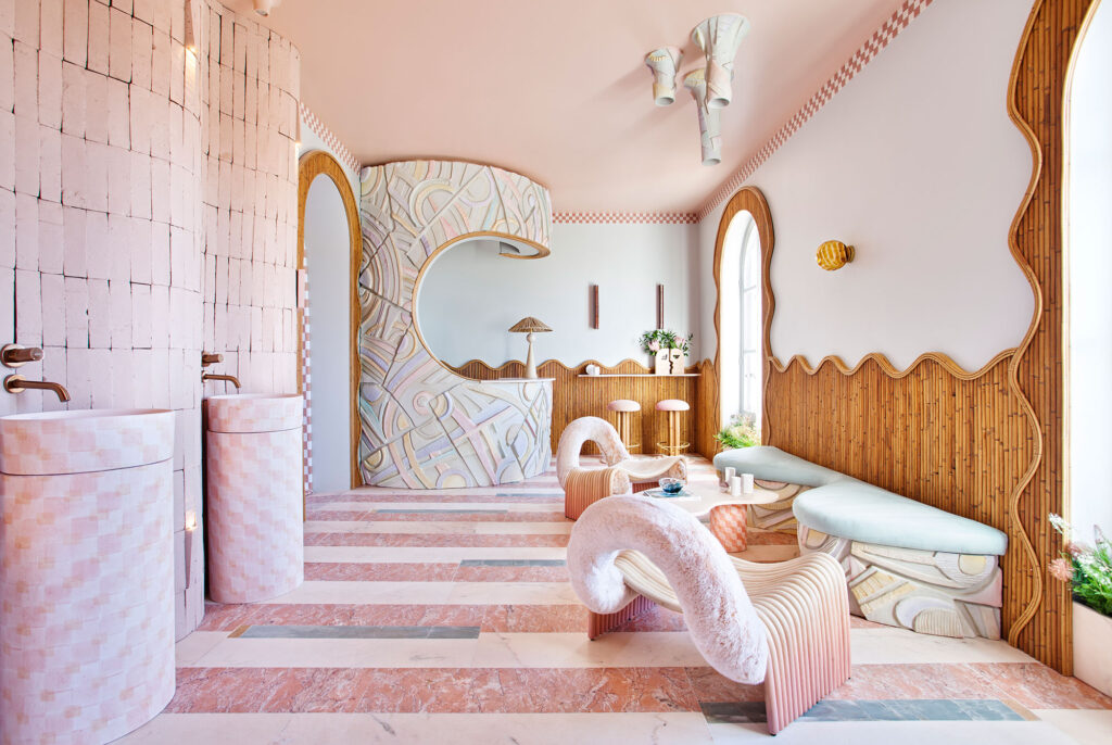 Serene touch, a new hotel reception concept